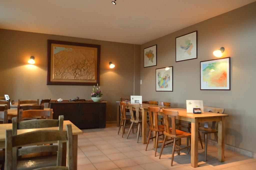 B&B Le Vieux Marronnier Foy-Notre-Dame Exteriör bild
