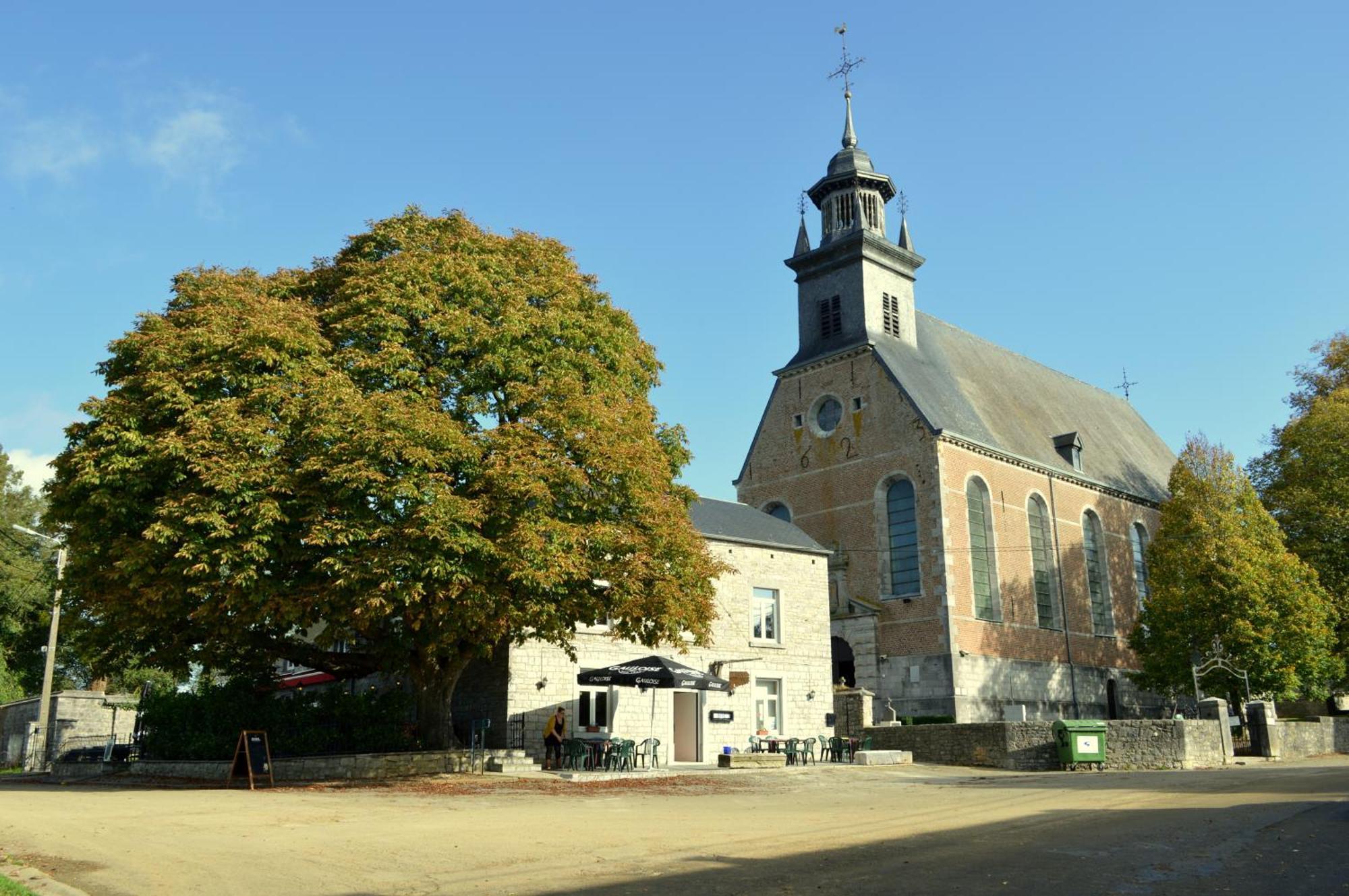 B&B Le Vieux Marronnier Foy-Notre-Dame Exteriör bild